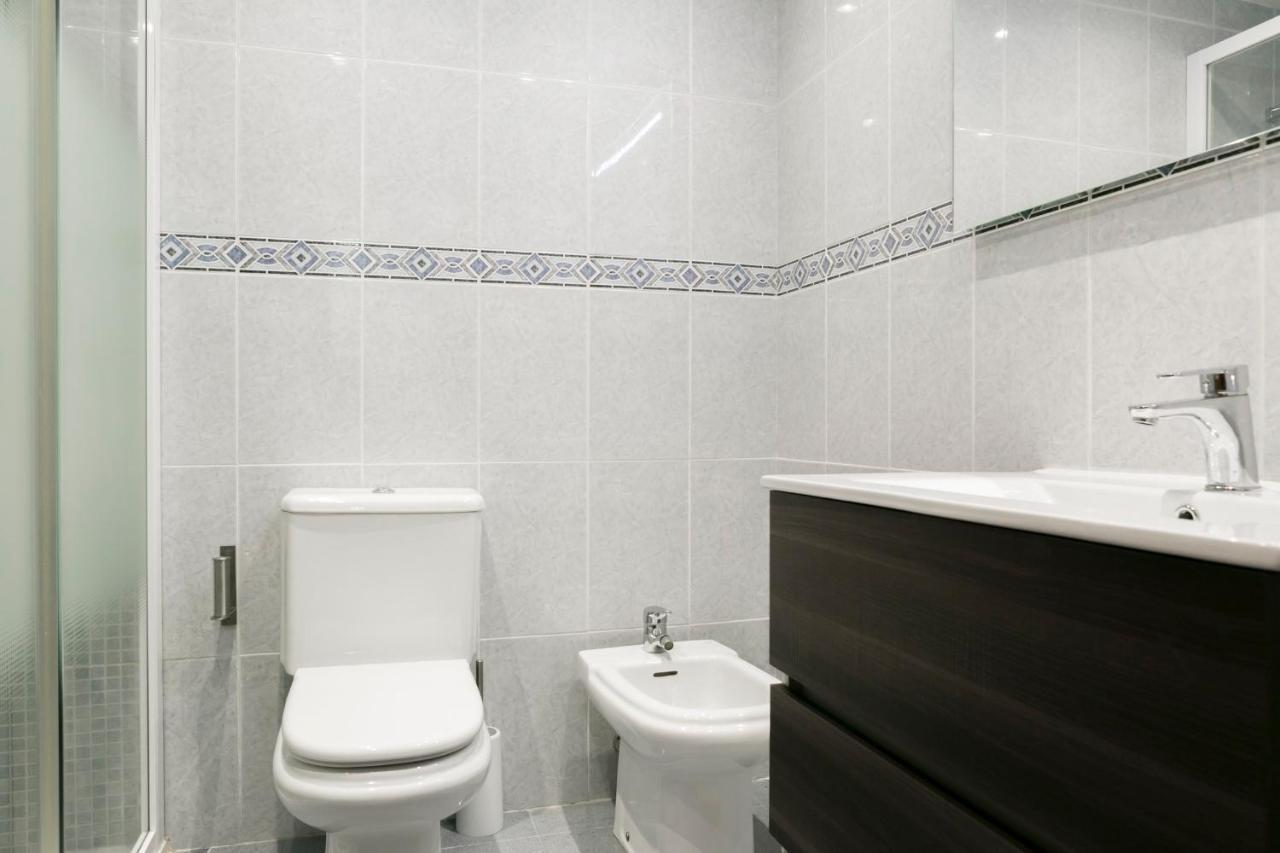 Apartamento Malaga Velazquez Екстериор снимка